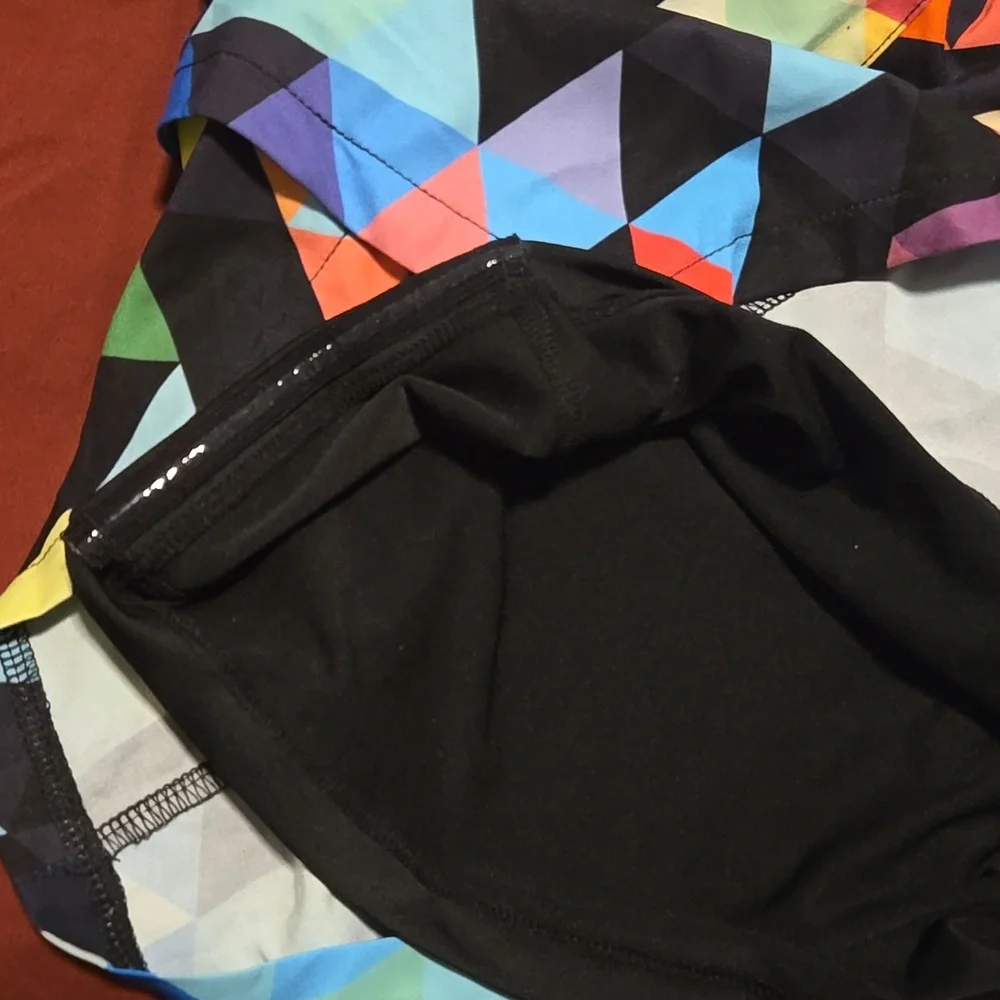 Colorful Geometric Women's Shorts - Picture 3 of 3